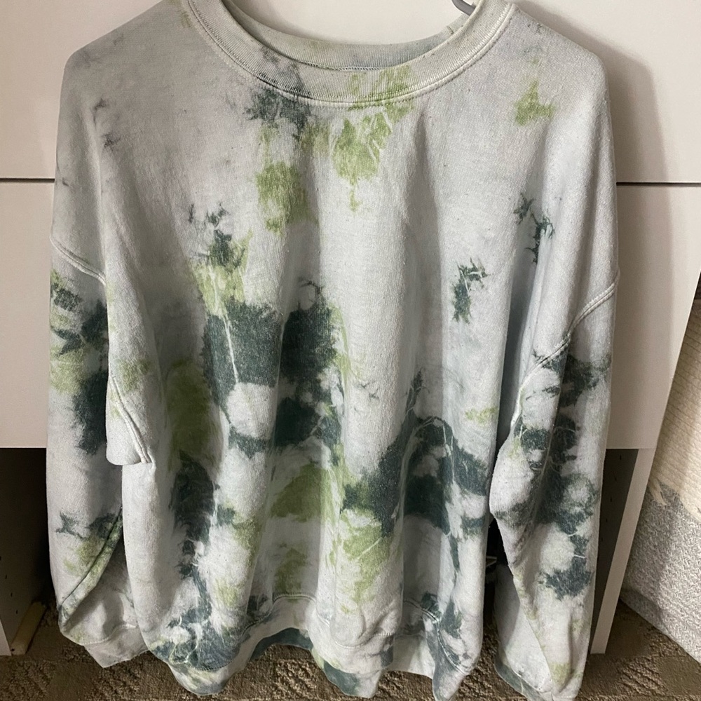 urban outfitters tye dye crew neck!